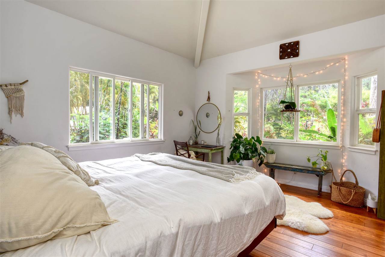 25 Aloha Aina Place Haiku, HI 96708 - Photo 10 of 30 Main house