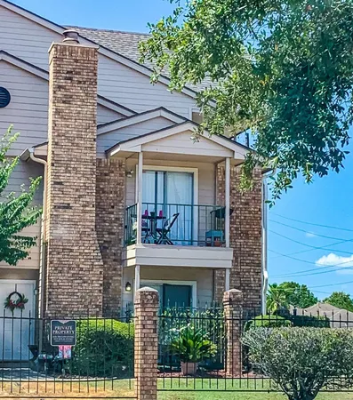 $75,000 | 3770 Loverswood Drive, Unit 1001, Houston, TX 77014