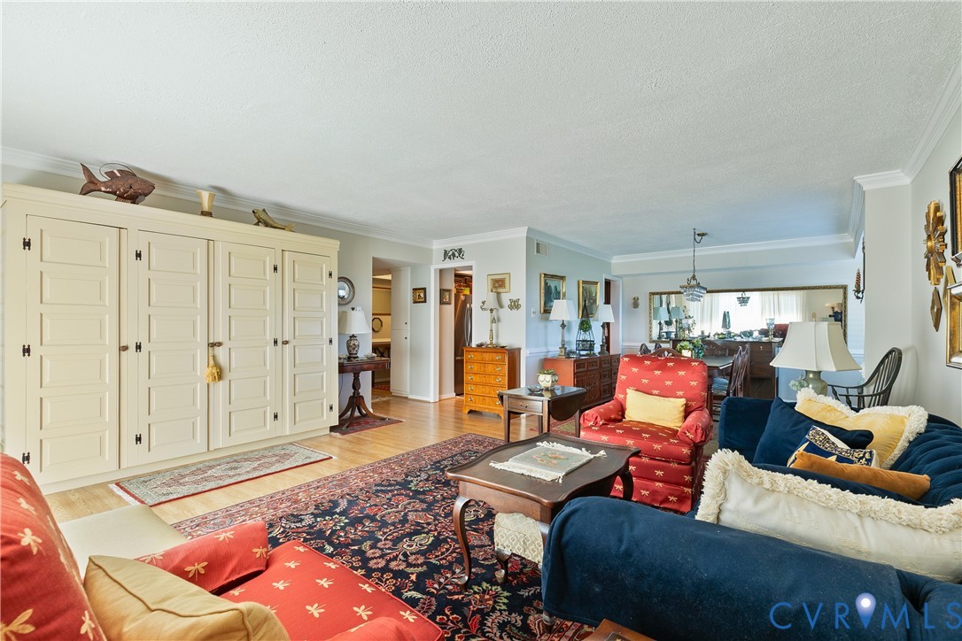 2956 Hathaway Road, Unit U1212 Richmond, VA 23225 - Photo 10 of 31 Living room looking to dining and kitchen
