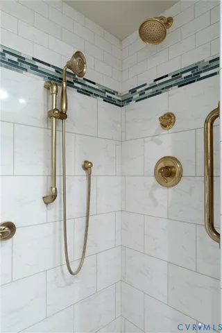 $395,000 | 2956 Hathaway Road, Unit U1212, Richmond, VA 23225