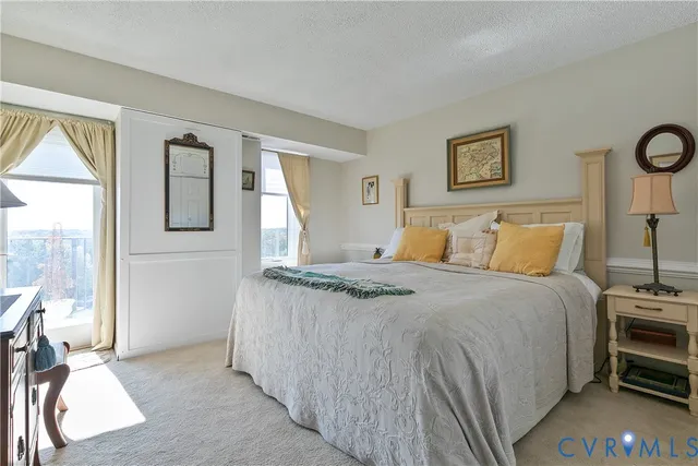 $395,000 | 2956 Hathaway Road, Unit U1212, Richmond, VA 23225