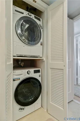 $395,000 | 2956 Hathaway Road, Unit U1212, Richmond, VA 23225