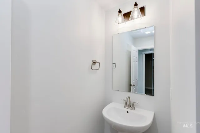 $529,990 | 634 West Striped Owl Street, Kuna, ID 83634