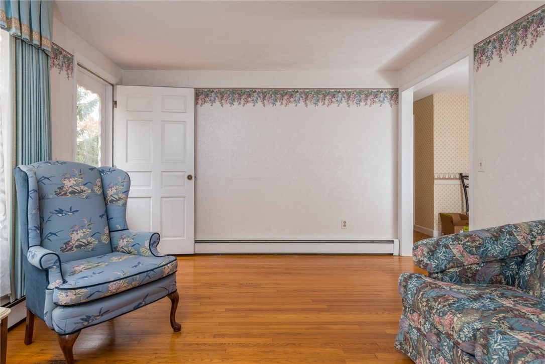72 Angell Road Cumberland, RI 02864 - Photo 6 of 22
