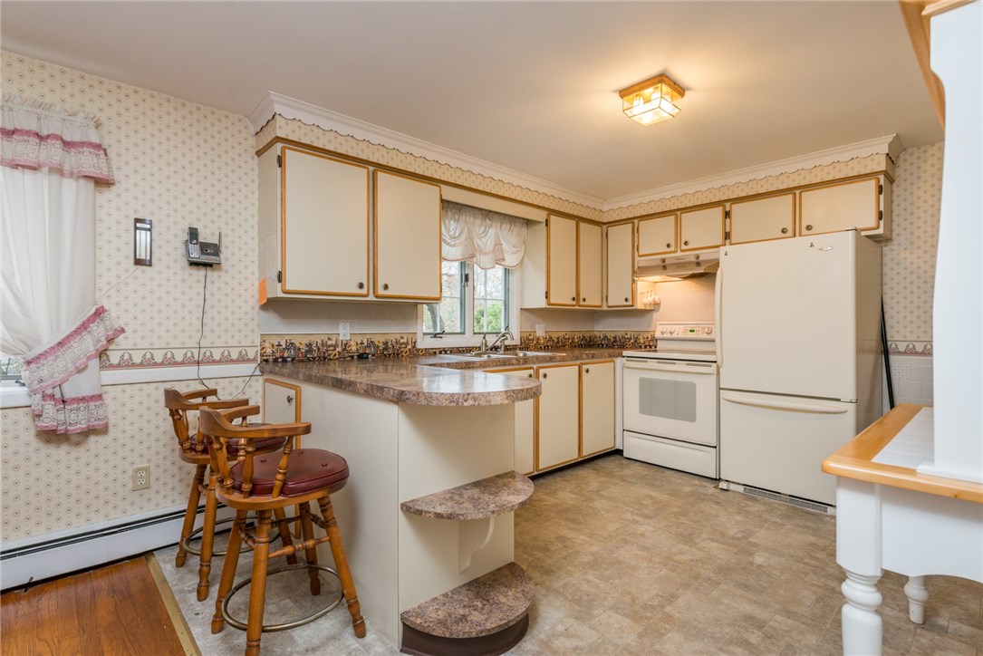 72 Angell Road Cumberland, RI 02864 - Photo 9 of 22