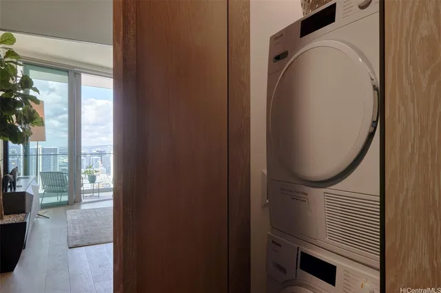 $4,300 | 1000 Auahi Street, Unit PH 4113, Honolulu, HI 96814