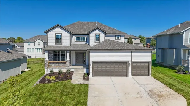 $639,950 | 2682 West Park Street, Olathe, KS 66061