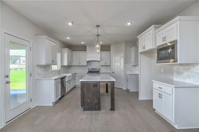 $639,950 | 2682 West Park Street, Olathe, KS 66061