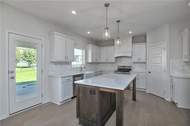 $639,950 | 2682 West Park Street, Olathe, KS 66061