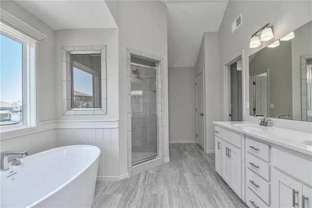 $639,950 | 2682 West Park Street, Olathe, KS 66061