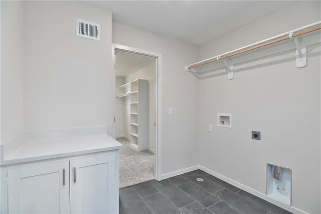 $639,950 | 2682 West Park Street, Olathe, KS 66061