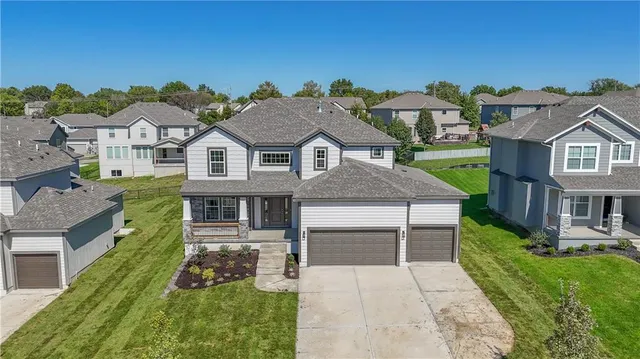 $639,950 | 2682 West Park Street, Olathe, KS 66061