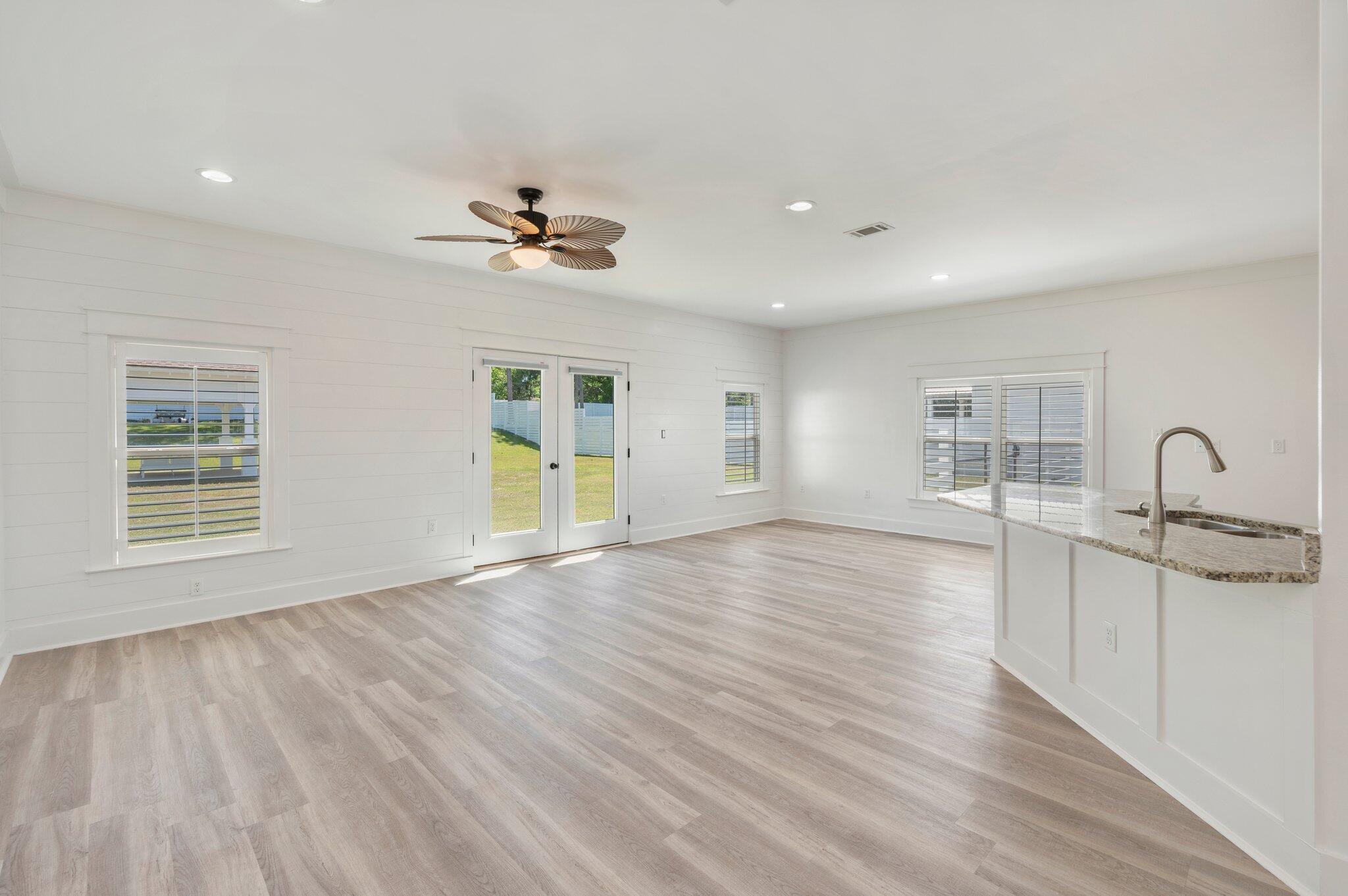 8-web-or-mls-3118 Pinot Way-03