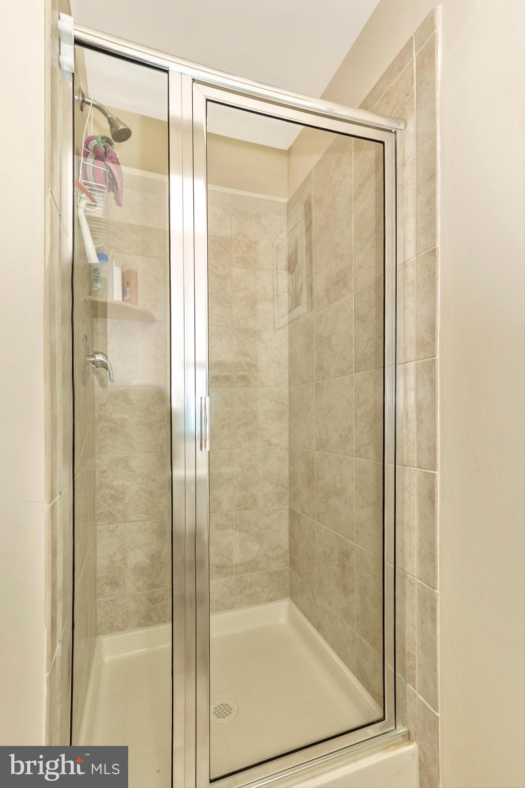 4730 Cambria Road Frederick, MD 21703 - Photo 32 of 42 Ceramic tile shower
