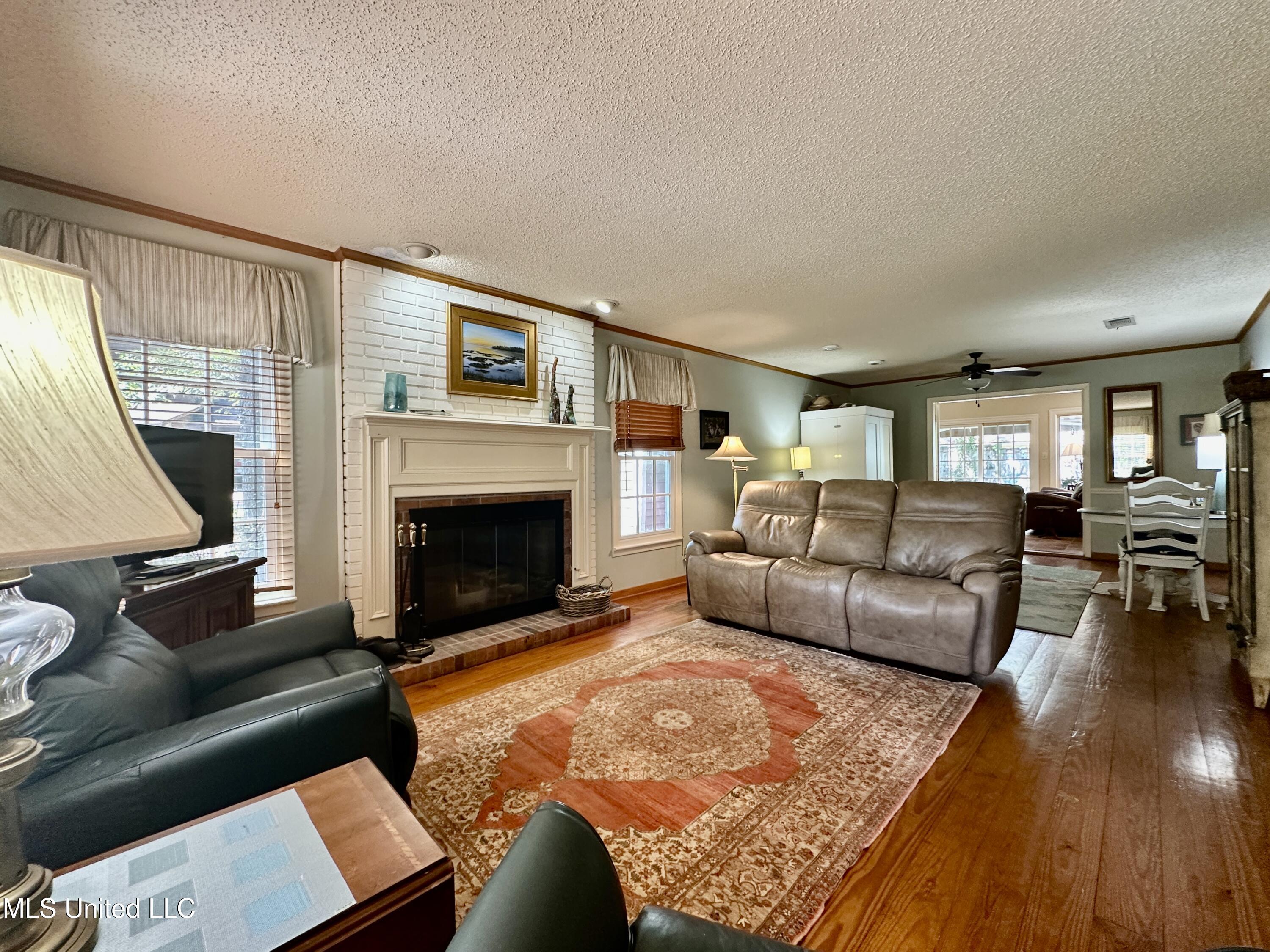 106 Caroline Cove Clinton, MS 39056 - Photo 19 of 49 IMG_9670