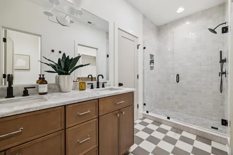 $684,999 | 926 West Avenue, Nashville, TN 37206