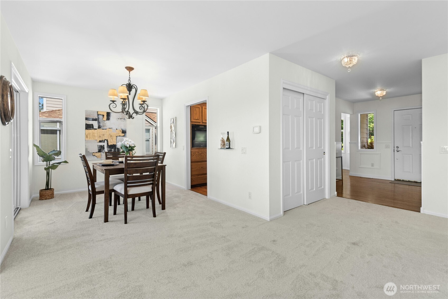 22541 Southeast 42nd Court, Unit 2252 Issaquah, WA 98029 - Photo 14 of 37 a view of a livingroom with furniture and window