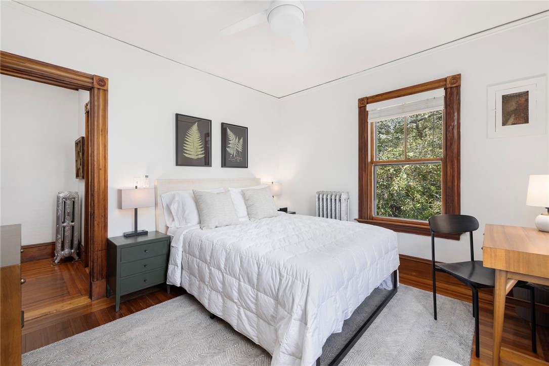 14 Greenough Place, Unit B Newport, RI 02840 - Photo 19 of 31 2nd floor bedroom #1