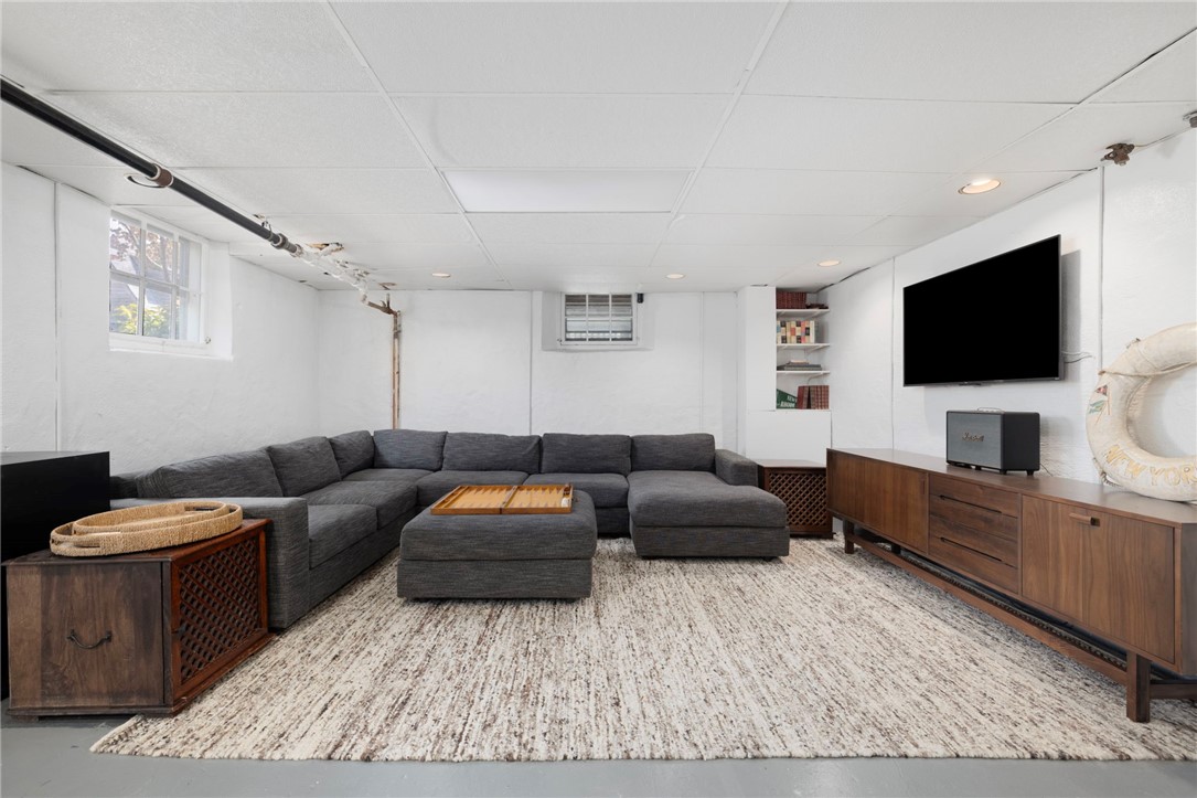 14 Greenough Place, Unit B Newport, RI 02840 - Photo 31 of 31 basement rec room