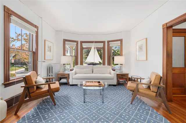 $18,500 | 14 Greenough Place, Unit B, Newport, RI 02840