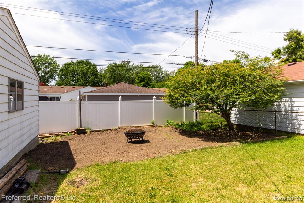 36971 Greenbush Road Wayne, MI 48184 - Photo 33 of 36 Gallery Image 33