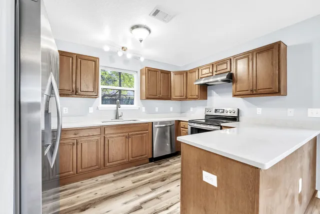 $245,000 | 609 East Edney Avenue, Crestview, FL 32539