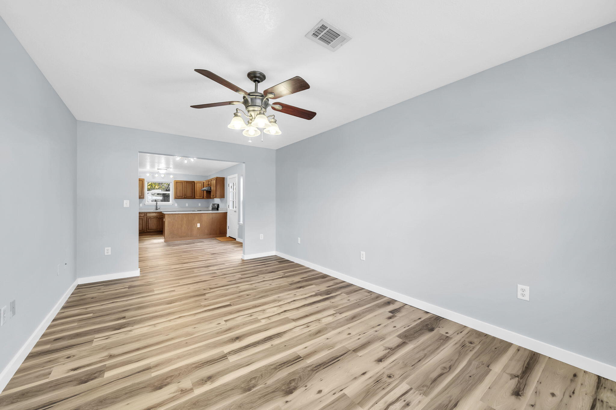 609 East Edney Avenue Crestview, FL 32539 - Photo 24 of 29 5-web-or-mls-DSC07412