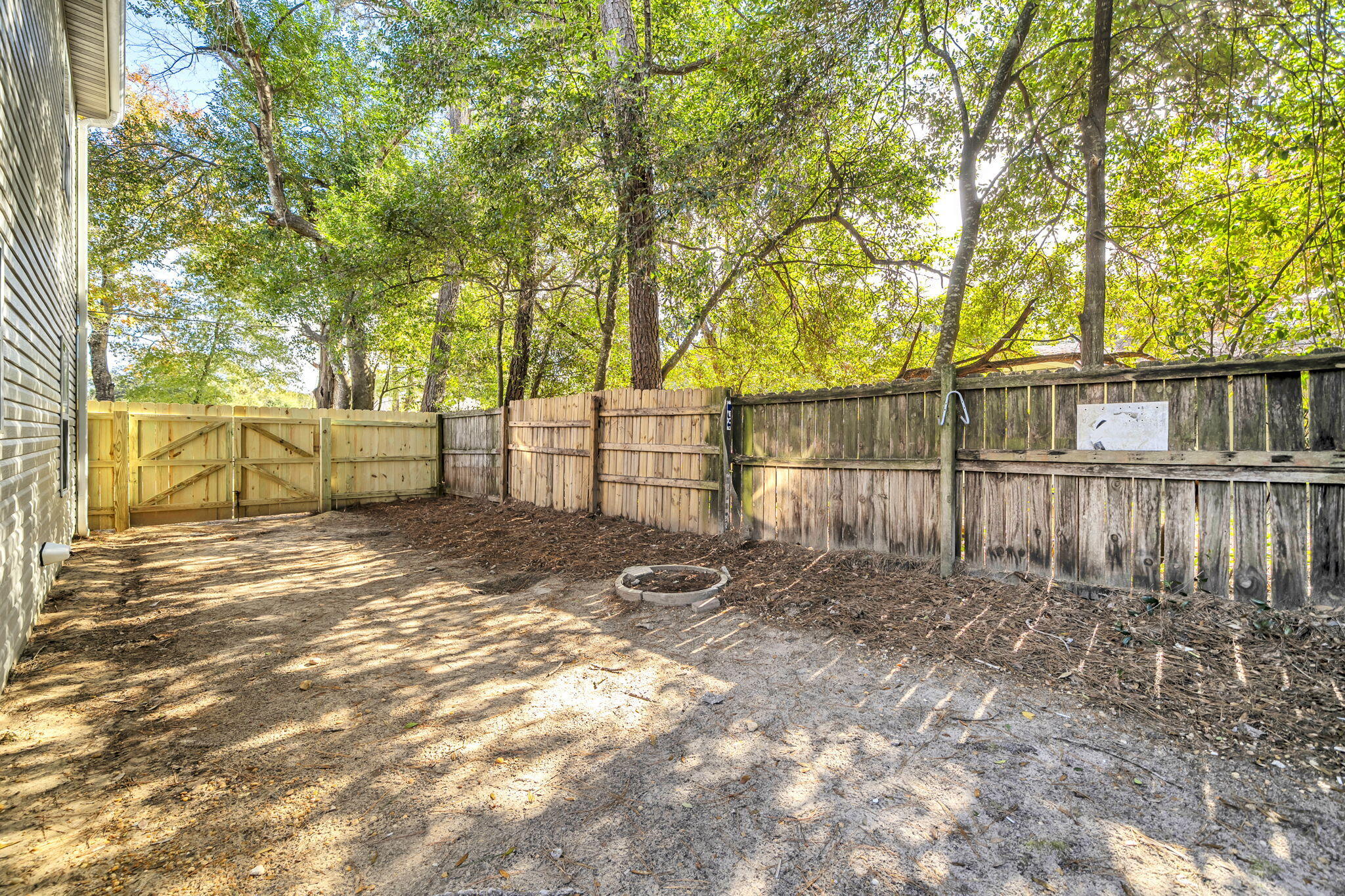 609 East Edney Avenue Crestview, FL 32539 - Photo 27 of 29 28-web-or-mls-DSC07523