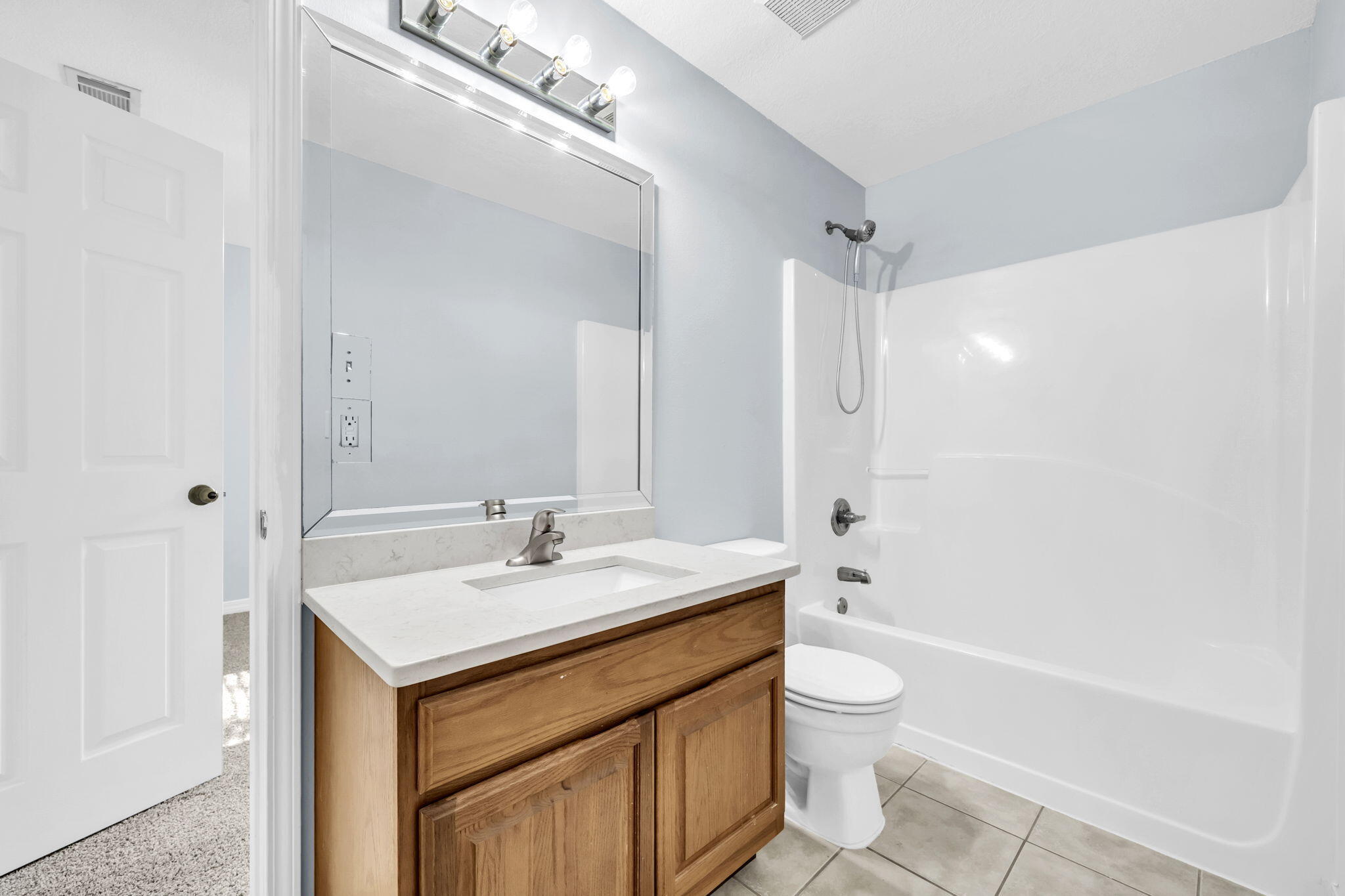 609 East Edney Avenue Crestview, FL 32539 - Photo 6 of 29 24-web-or-mls-DSC07507