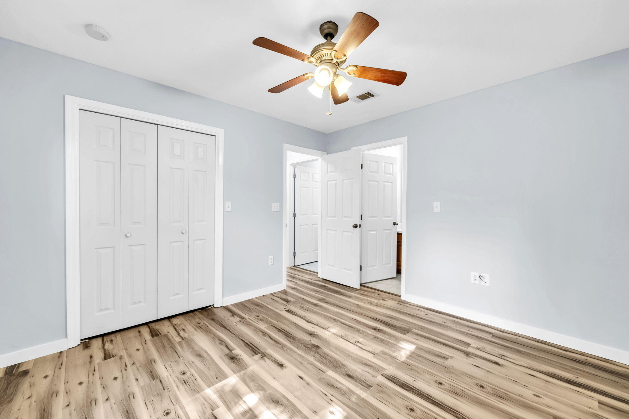 609 East Edney Avenue Crestview, FL 32539 - Photo 10 of 29 19-web-or-mls-DSC07482