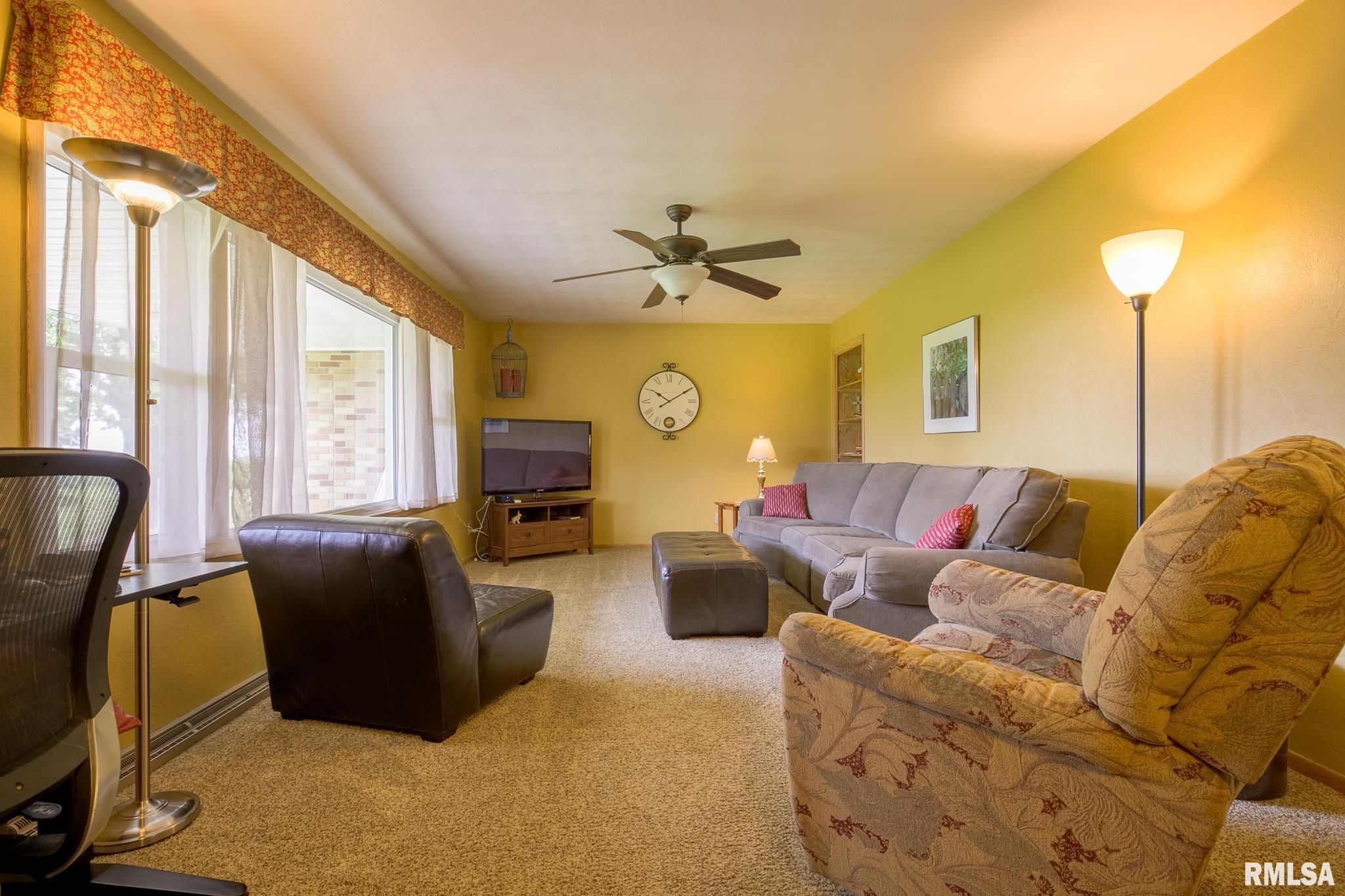 7320 West Akron Road Princeville, IL 61559 - Photo 8 of 42