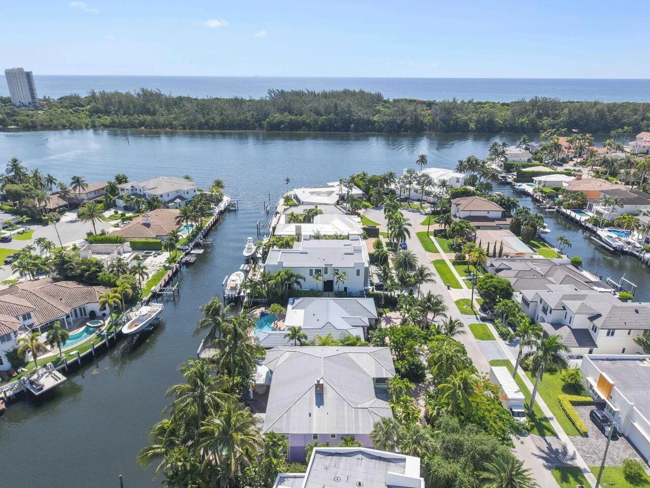 725 Northeast 36th Street Boca Raton, FL 33431 - Photo 6 of 33 photo_16_1920545452