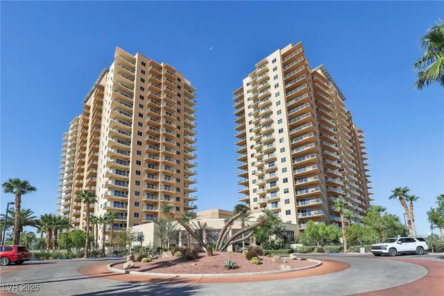 $279,950 | 8255 South Las Vegas Boulevard, Unit 1209, Las Vegas, NV 89123