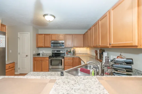 $369,900 | 12670 Broadmoor Place, Grand Haven, MI 49417