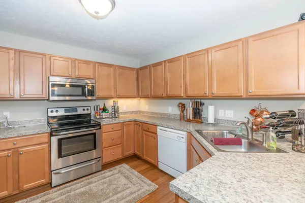 $369,900 | 12670 Broadmoor Place, Grand Haven, MI 49417