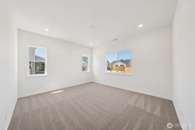 $749,990 | 932 Lucas Avenue, Unit 21, Buckley, WA 98321