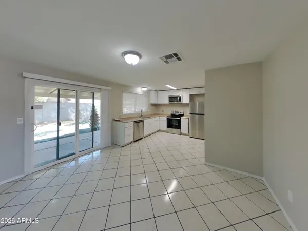 $1,869 | 3644 North 89th Avenue, Phoenix, AZ 85037