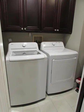 $430,000 | 1600 South Prairie Avenue, Fairmont, MN 56031