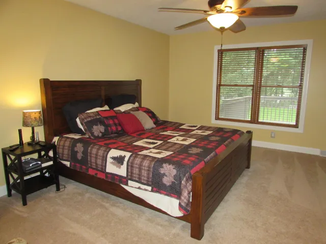 $430,000 | 1600 South Prairie Avenue, Fairmont, MN 56031