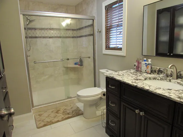 $430,000 | 1600 South Prairie Avenue, Fairmont, MN 56031