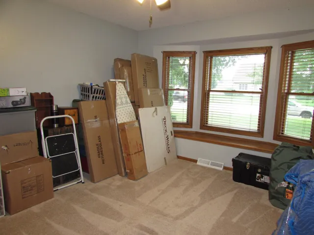 $430,000 | 1600 South Prairie Avenue, Fairmont, MN 56031