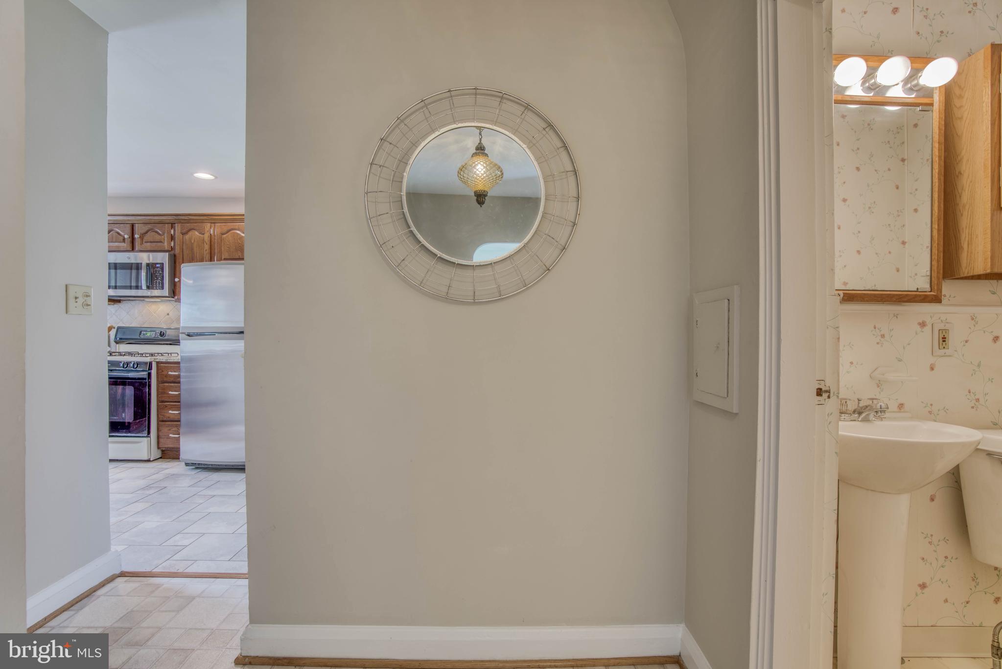 515 Windwood Road Baltimore, MD 21212 - Photo 6 of 62