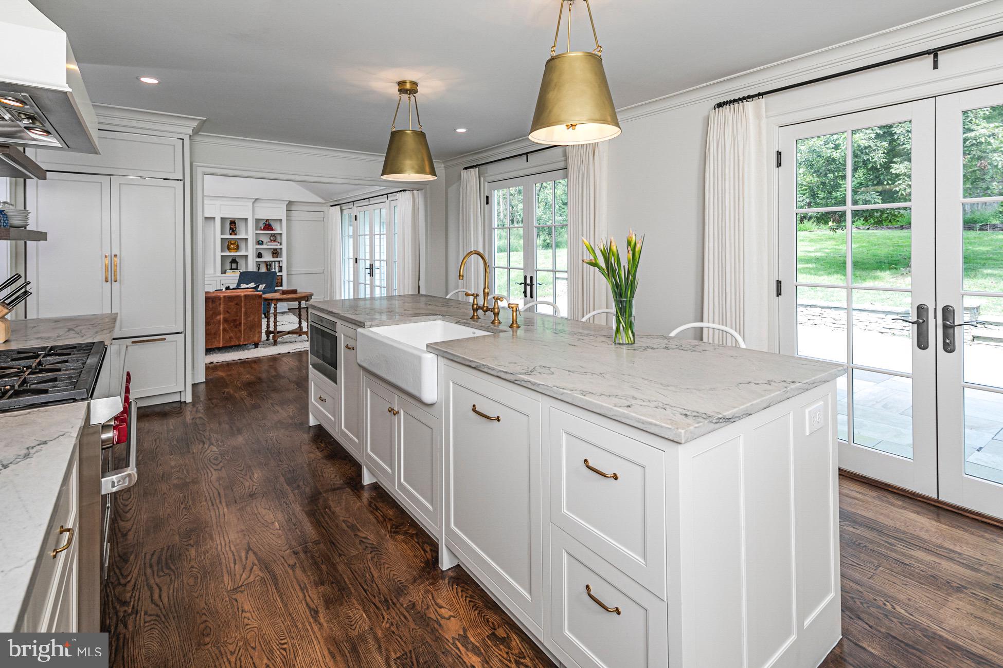 38 Pardee Circle Princeton, NJ 08540 - Photo 14 of 42 Kitchen with Custom Cabinetry