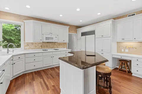 $1,425,000 | 6105 Wood Hill Lane, Independence, MN 55359