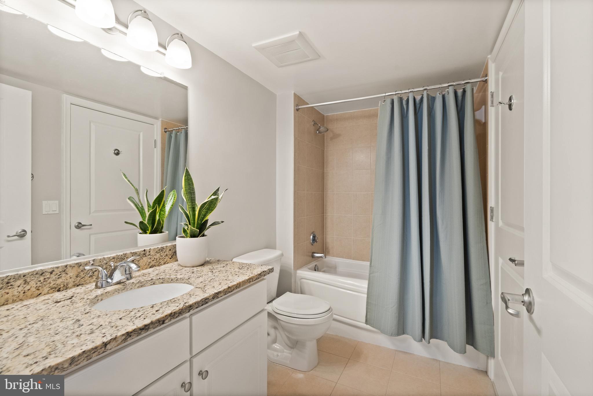 11800 Sunset Hills Road, Unit 1120 Reston, VA 20190 - Photo 22 of 61 Full bath