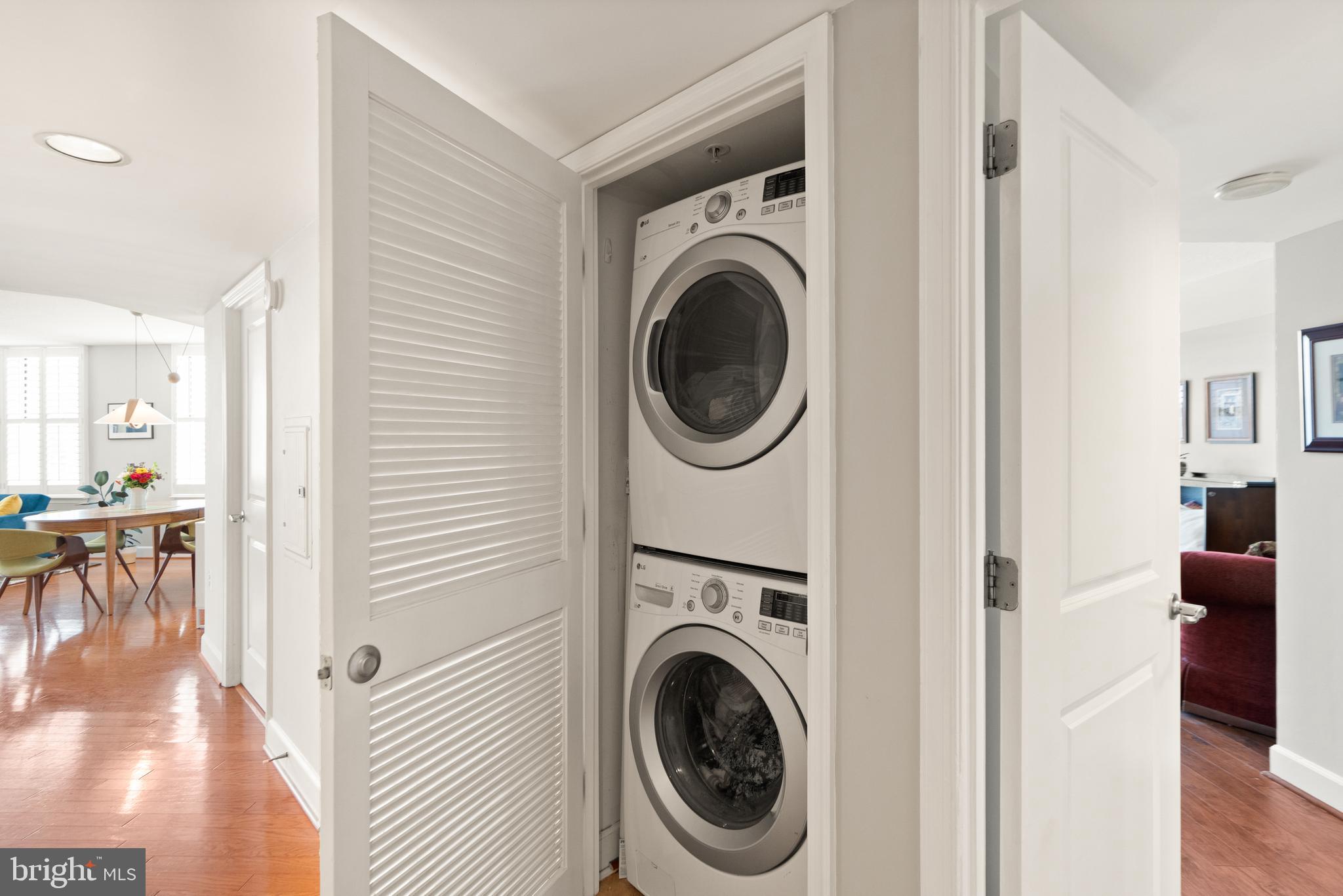 11800 Sunset Hills Road, Unit 1120 Reston, VA 20190 - Photo 25 of 61 Full size laundry