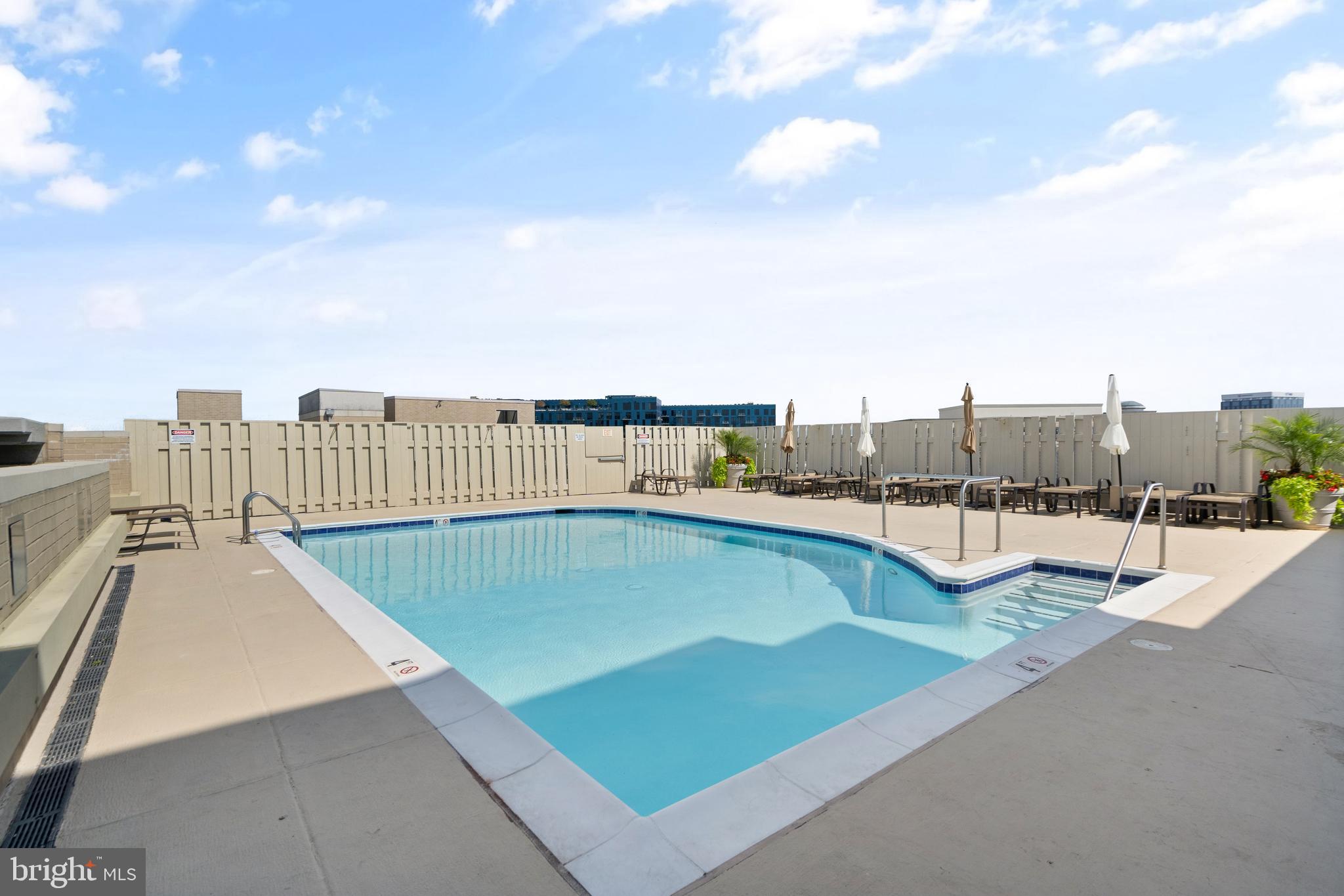 11800 Sunset Hills Road, Unit 1120 Reston, VA 20190 - Photo 37 of 61 Rooftop pool