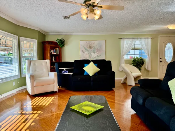 $288,000 | 231 Northwest 53rd Court, Deerfield Beach, FL 33064