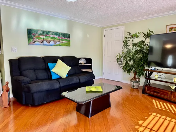 $288,000 | 231 Northwest 53rd Court, Deerfield Beach, FL 33064