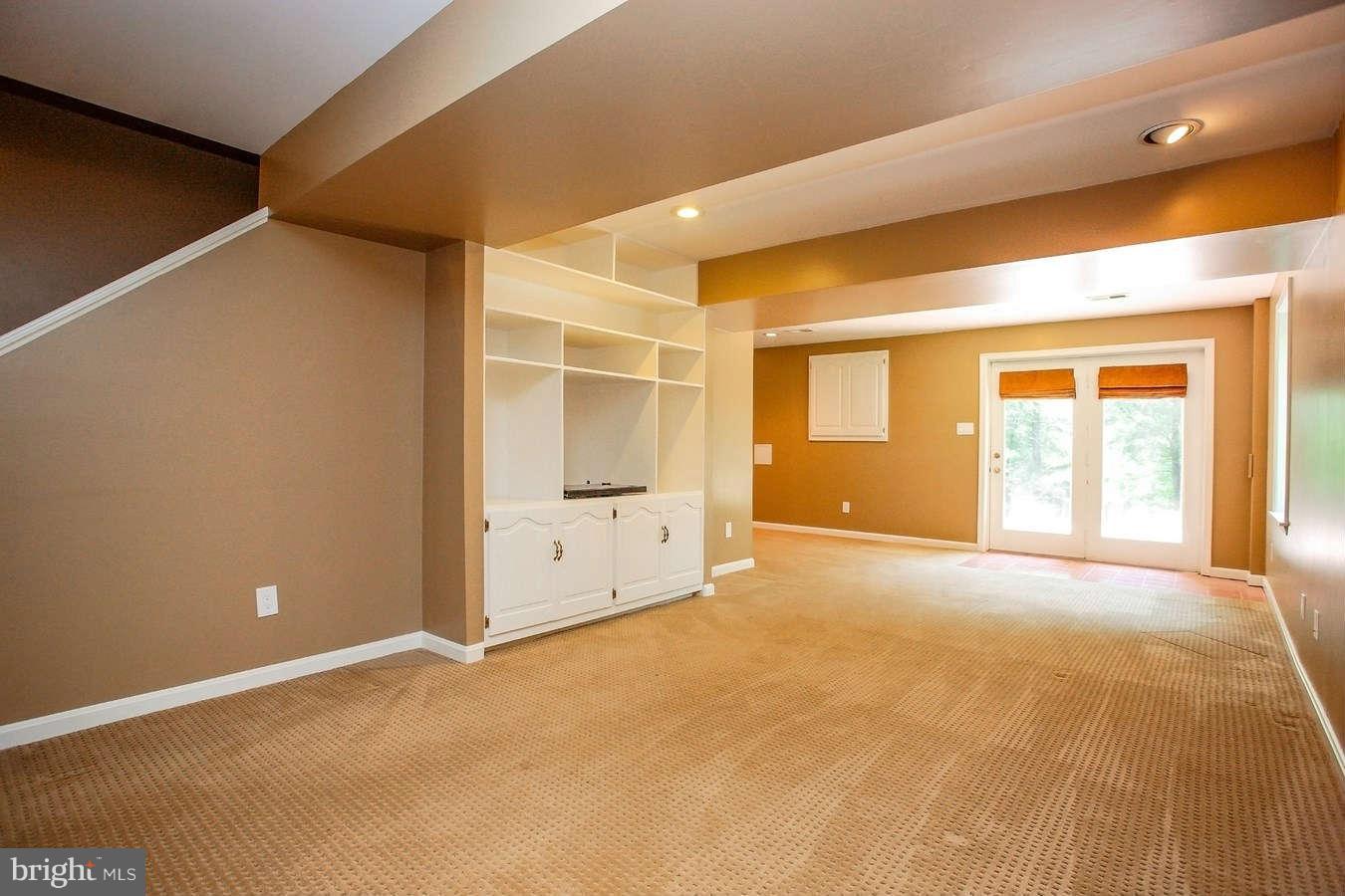 1556 Trails Edge Lane Reston, VA 20194 - Photo 19 of 30 Interior General